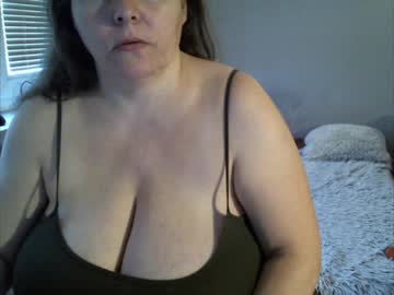 sweetboobs85h chaturbate