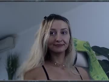 classymelyna chaturbate