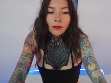 eimytatto_ chaturbate