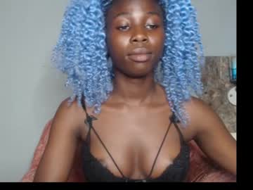 black_petitequeen chaturbate