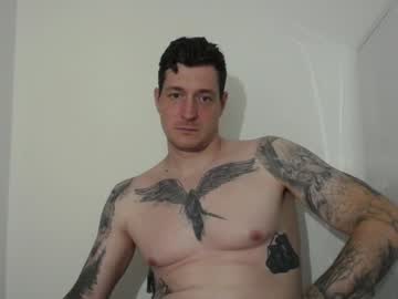 tattooedhunk_ chaturbate