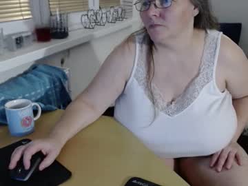 sweetboobs85h chaturbate